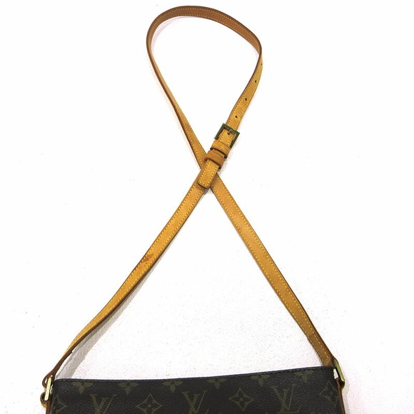 Louis Vuitton Monogram Trotter Shoulder Bag Brown - Picture 4 of 11